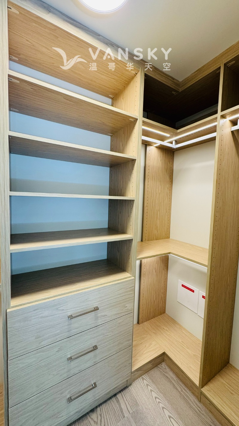 260331214412_Walkin Closet.jpeg